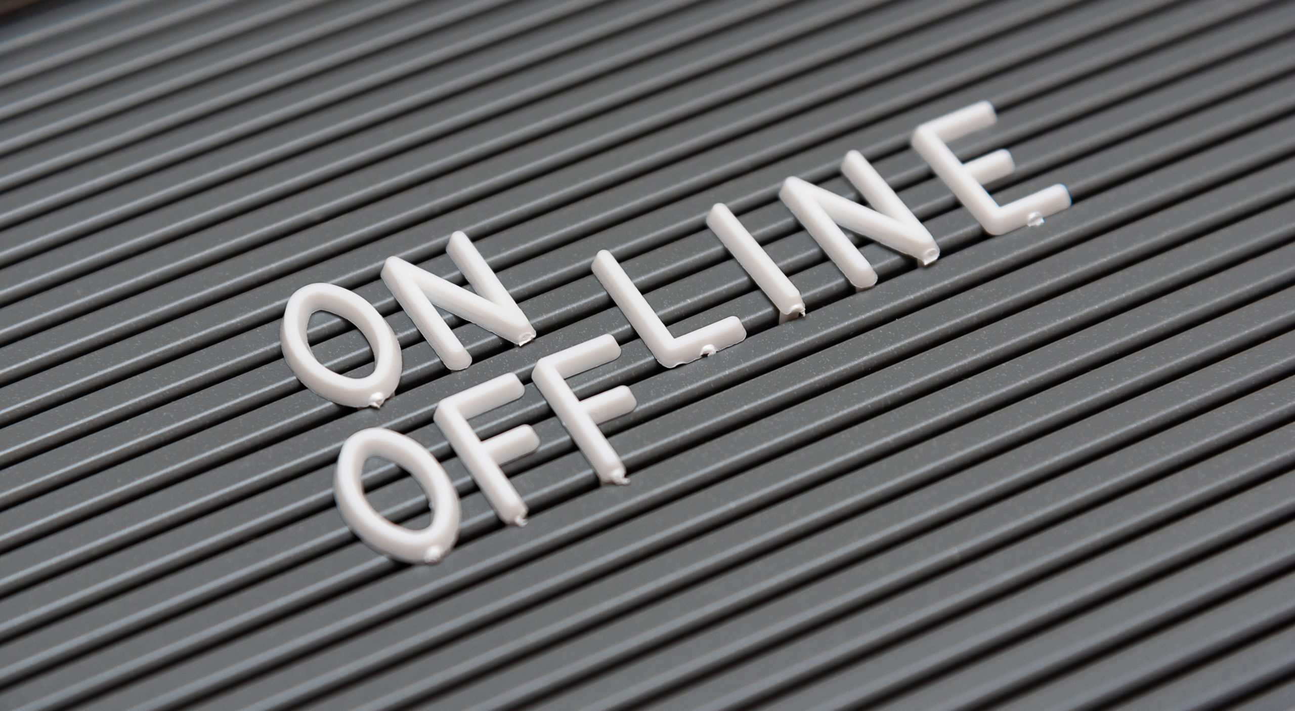 Hoe online en offline elkaar kunnen versterken